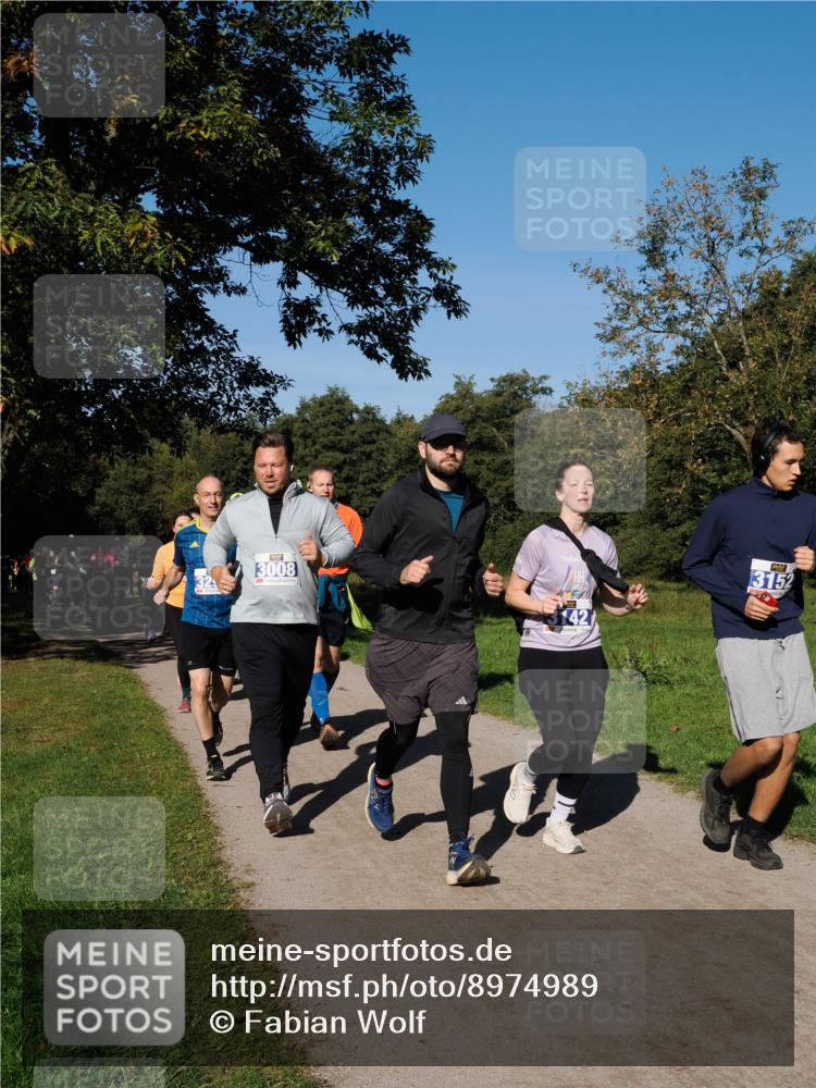 28.09.2025 - 33. Volkslauf durch das schöne Alstertal Fabian Wolf http://msf.ph/oto/8974989 28.09.2025 10:35:38 Laufen 3008, 3152 meine-sportfotos.de