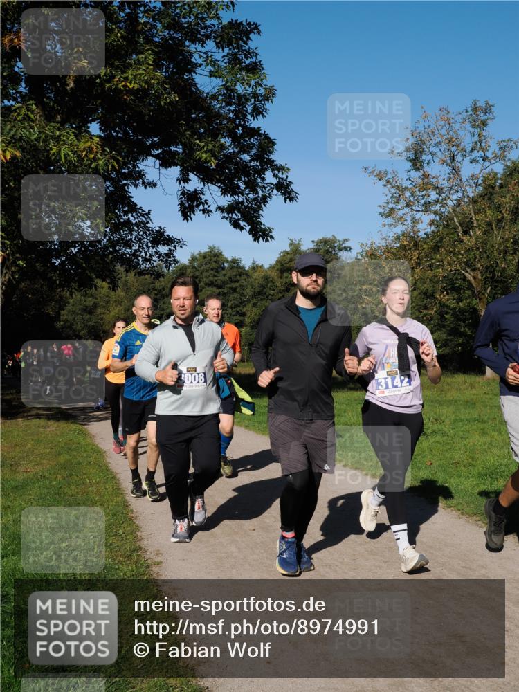 28.09.2025 - 33. Volkslauf durch das schöne Alstertal Fabian Wolf http://msf.ph/oto/8974991 28.09.2025 10:35:38 Laufen 3008, 13142 meine-sportfotos.de