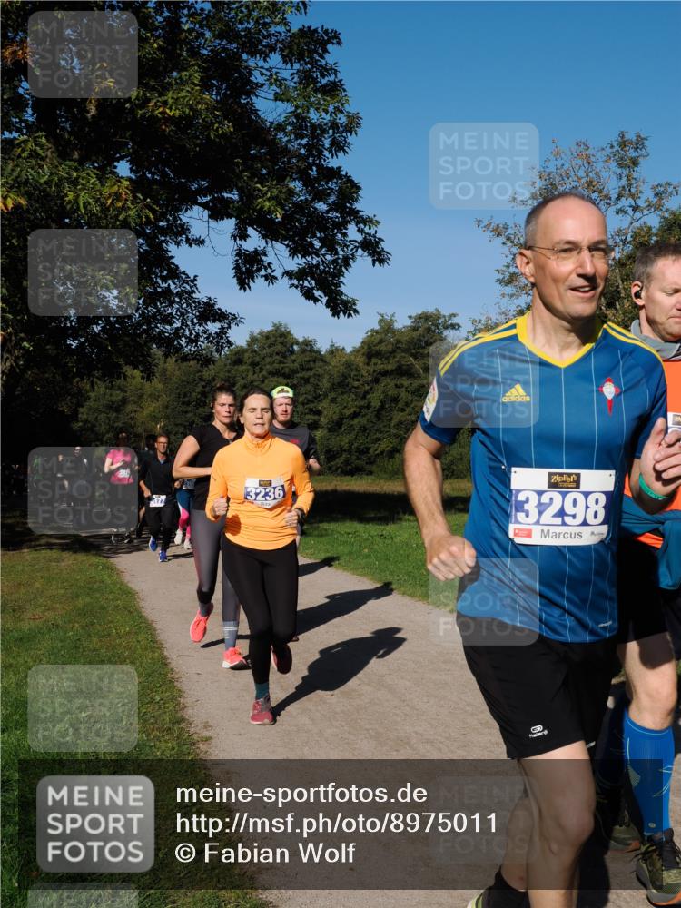 28.09.2025 - 33. Volkslauf durch das schöne Alstertal Fabian Wolf http://msf.ph/oto/8975011 28.09.2025 10:35:40 Laufen 3236, 3298 meine-sportfotos.de