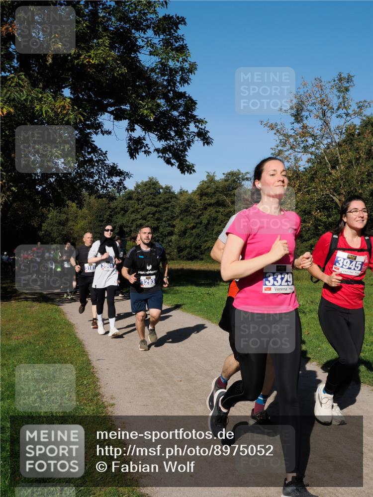 28.09.2025 - 33. Volkslauf durch das schöne Alstertal Fabian Wolf http://msf.ph/oto/8975052 28.09.2025 10:35:45 Laufen 3181, 3901, 3293, 13329, 3945 meine-sportfotos.de