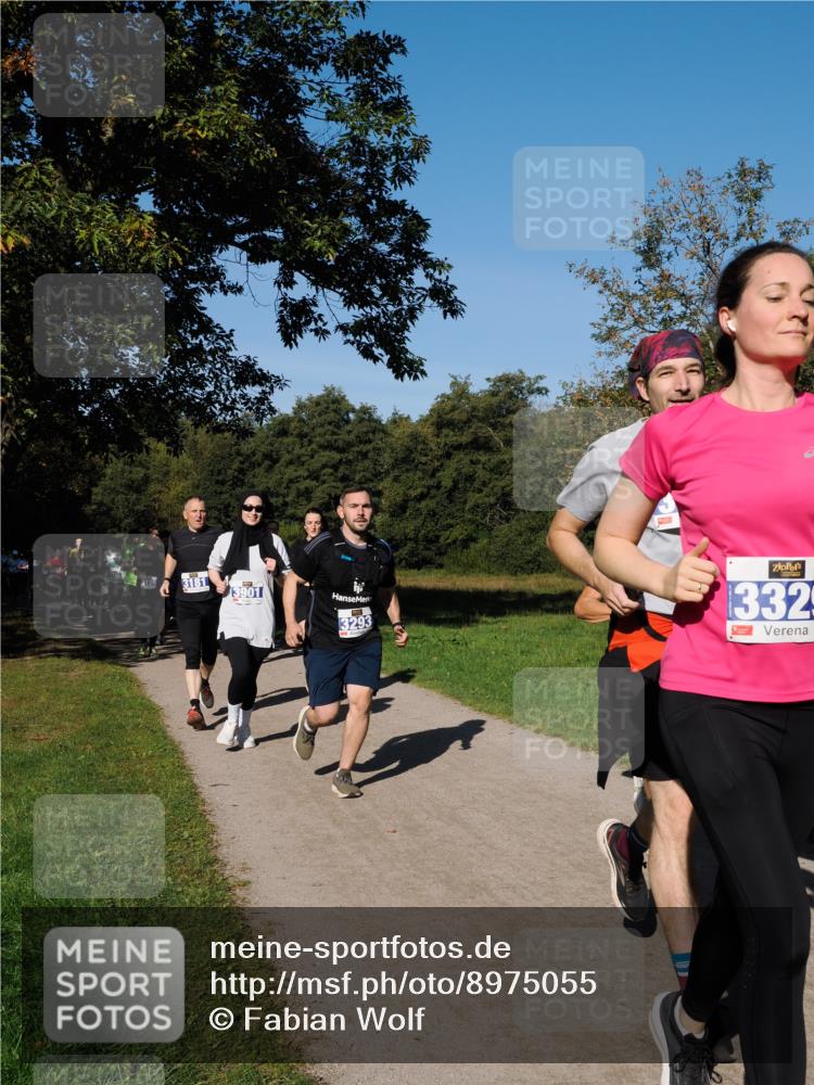 28.09.2025 - 33. Volkslauf durch das schöne Alstertal Fabian Wolf http://msf.ph/oto/8975055 28.09.2025 10:35:46 Laufen 3181, 3901, 3293, 13325 meine-sportfotos.de