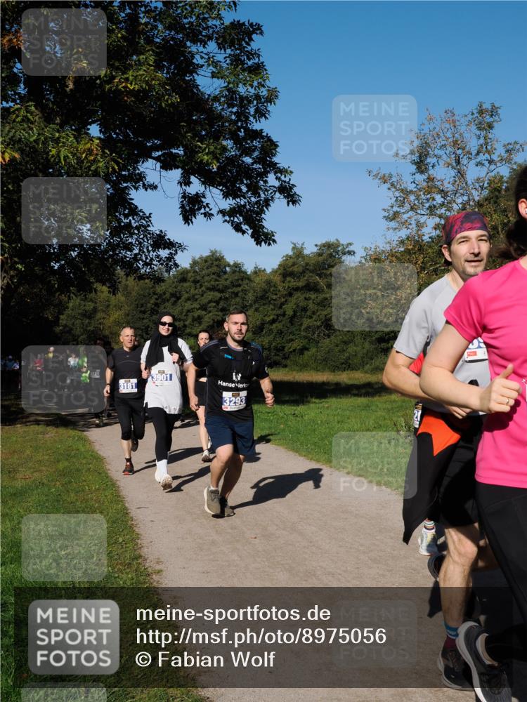 28.09.2025 - 33. Volkslauf durch das schöne Alstertal Fabian Wolf http://msf.ph/oto/8975056 28.09.2025 10:35:46 Laufen 3120, 3181, 39011, 3293 meine-sportfotos.de