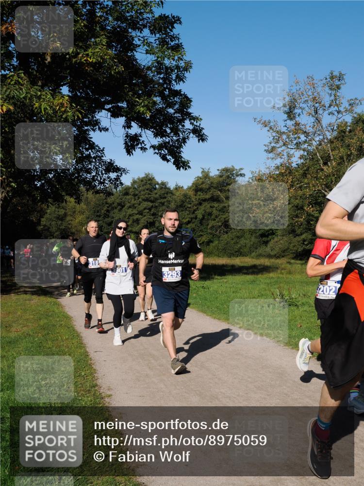 28.09.2025 - 33. Volkslauf durch das schöne Alstertal Fabian Wolf http://msf.ph/oto/8975059 28.09.2025 10:35:46 Laufen 318, 3293, 202 meine-sportfotos.de