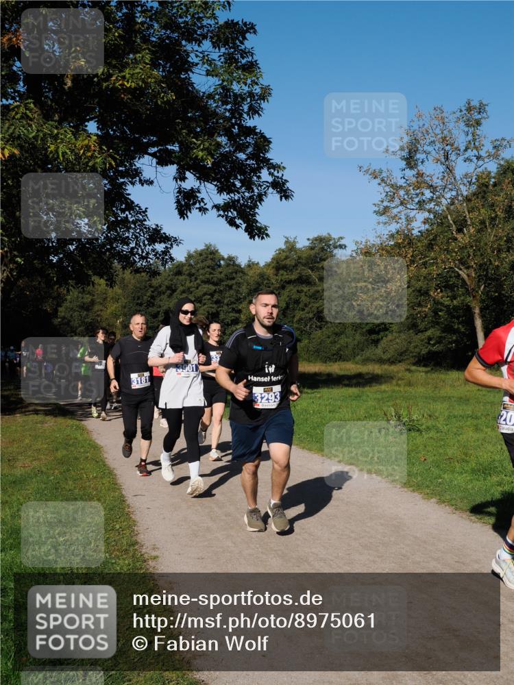 28.09.2025 - 33. Volkslauf durch das schöne Alstertal Fabian Wolf http://msf.ph/oto/8975061 28.09.2025 10:35:46 Laufen 3181, 3293, 20 meine-sportfotos.de