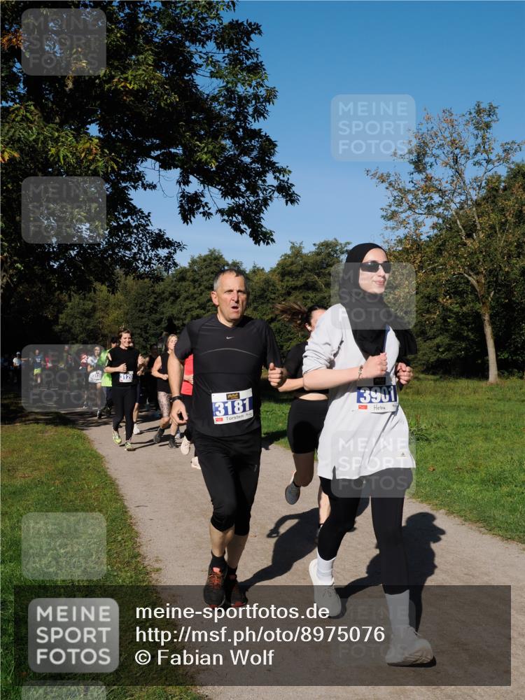 28.09.2025 - 33. Volkslauf durch das schöne Alstertal Fabian Wolf http://msf.ph/oto/8975076 28.09.2025 10:35:48 Laufen 3181, 3901 meine-sportfotos.de