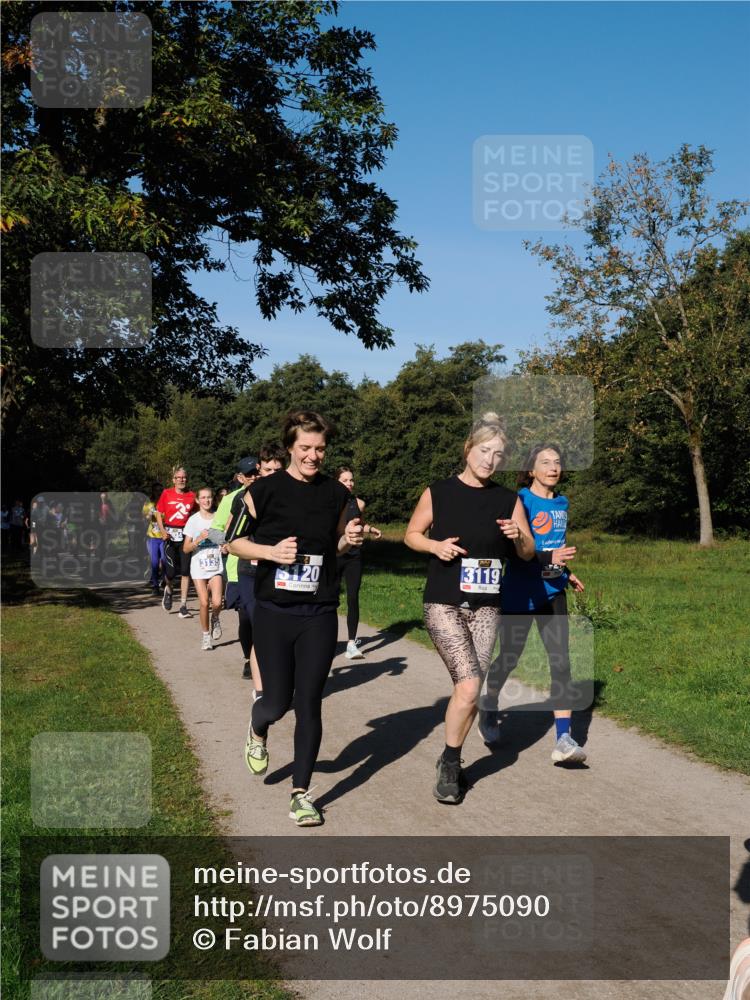28.09.2025 - 33. Volkslauf durch das schöne Alstertal Fabian Wolf http://msf.ph/oto/8975090 28.09.2025 10:35:51 Laufen 3135, 120, 3119 meine-sportfotos.de