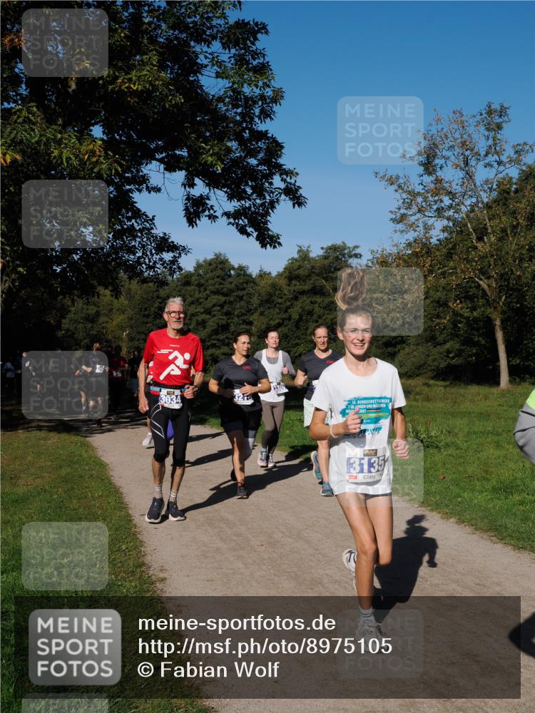 28.09.2025 - 33. Volkslauf durch das schöne Alstertal Fabian Wolf http://msf.ph/oto/8975105 28.09.2025 10:35:54 Laufen 3034, 56, 2025, 3135 meine-sportfotos.de