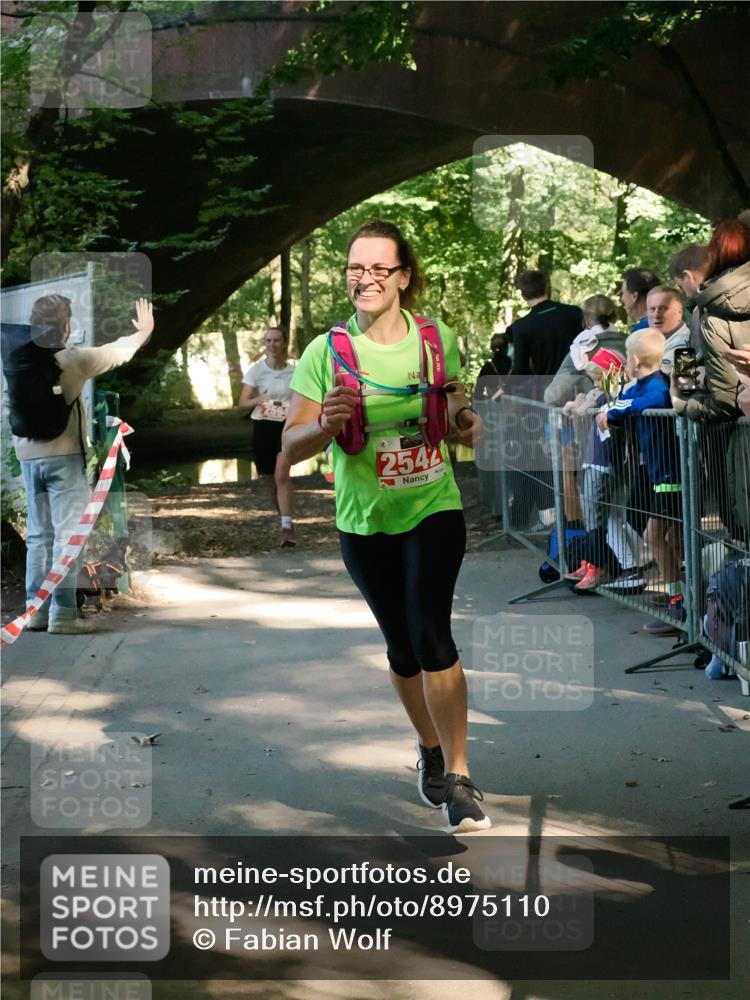 28.09.2025 - 33. Volkslauf durch das schöne Alstertal Fabian Wolf http://msf.ph/oto/8975110 28.09.2025 12:17:52 Laufen 2594, 2542 meine-sportfotos.de
