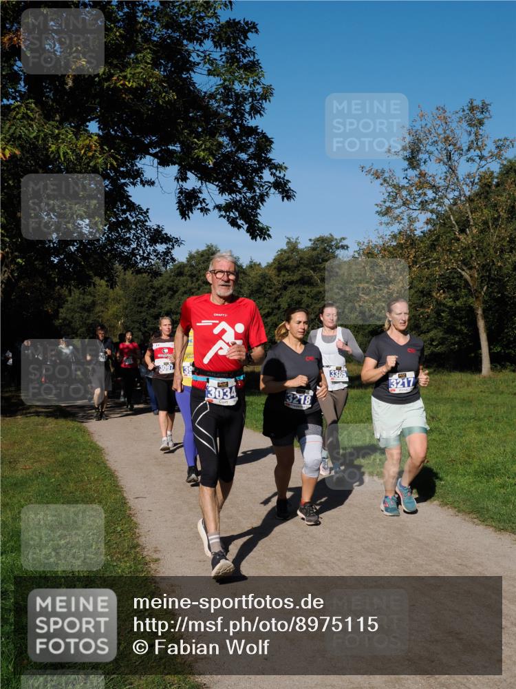 28.09.2025 - 33. Volkslauf durch das schöne Alstertal Fabian Wolf http://msf.ph/oto/8975115 28.09.2025 10:35:54 Laufen 3097, 3034, 3218, 3385, 3217 meine-sportfotos.de