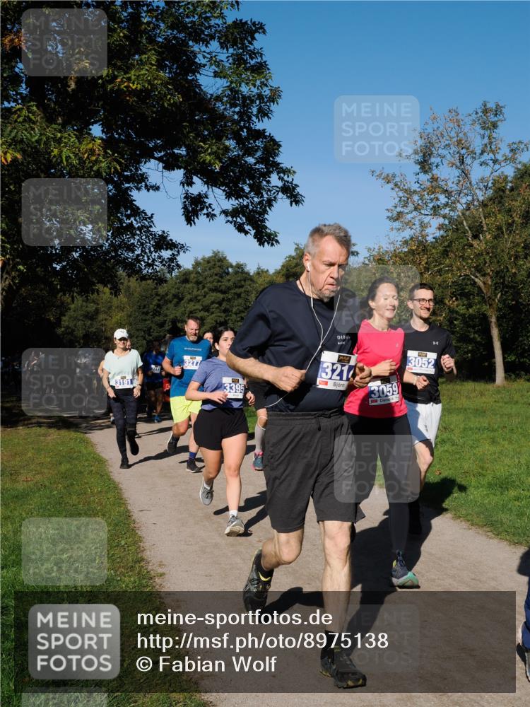 28.09.2025 - 33. Volkslauf durch das schöne Alstertal Fabian Wolf http://msf.ph/oto/8975138 28.09.2025 10:35:59 Laufen 8304, 3277, 3395, 3212, 3059, 3052 meine-sportfotos.de