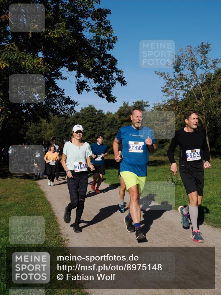28.09.2025 - 33. Volkslauf durch das schöne Alstertal Fabian Wolf http://msf.ph/oto/8975148 28.09.2025 10:36:01 Laufen 3191, 3277, 6, 3144 meine-sportfotos.de