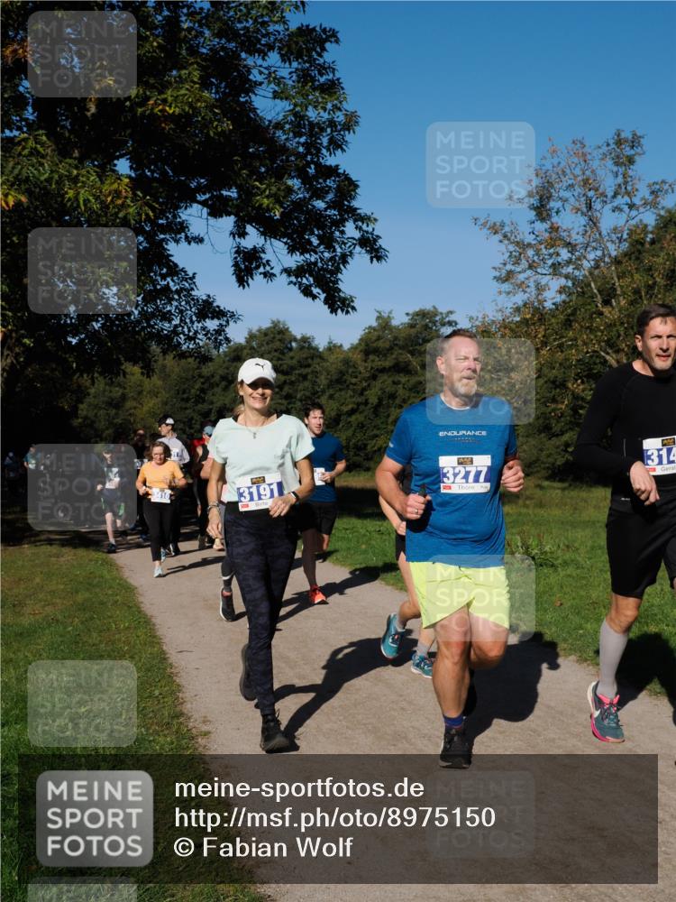 28.09.2025 - 33. Volkslauf durch das schöne Alstertal Fabian Wolf http://msf.ph/oto/8975150 28.09.2025 10:36:02 Laufen 3191, 3277, 314 meine-sportfotos.de