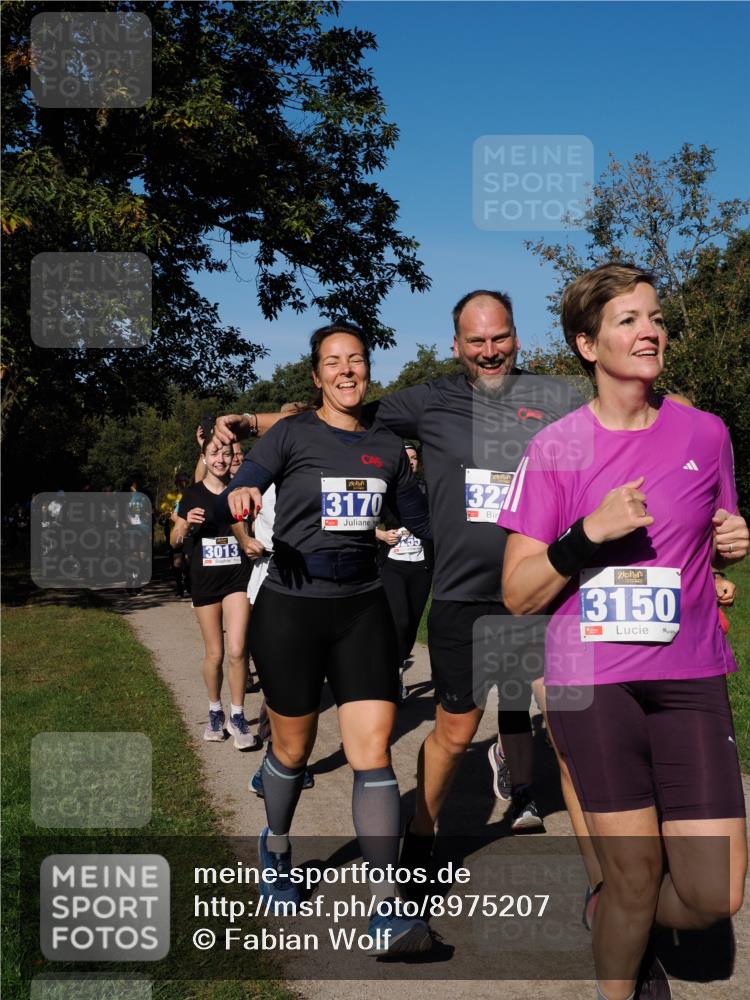 28.09.2025 - 33. Volkslauf durch das schöne Alstertal Fabian Wolf http://msf.ph/oto/8975207 28.09.2025 10:36:09 Laufen 3013, 3170, 327, 3150 meine-sportfotos.de