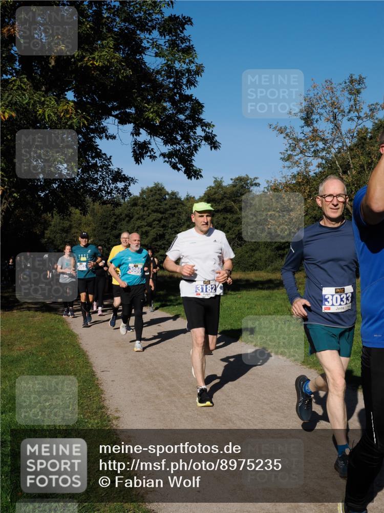 28.09.2025 - 33. Volkslauf durch das schöne Alstertal Fabian Wolf http://msf.ph/oto/8975235 28.09.2025 10:36:11 Laufen 2025, 3003, 3086, 3182, 3033 meine-sportfotos.de