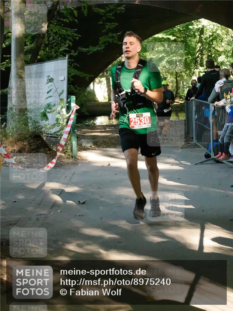 28.09.2025 - 33. Volkslauf durch das schöne Alstertal Fabian Wolf http://msf.ph/oto/8975240 28.09.2025 12:18:36 Laufen 2530, 4, 1769 meine-sportfotos.de