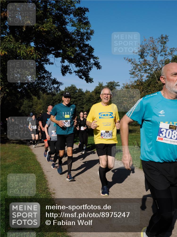 28.09.2025 - 33. Volkslauf durch das schöne Alstertal Fabian Wolf http://msf.ph/oto/8975247 28.09.2025 10:36:14 Laufen 3195, 30, 2, 02, 003, 3903, 308 meine-sportfotos.de