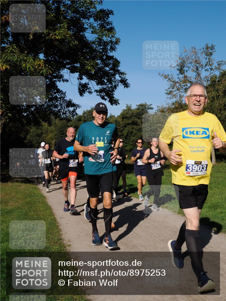 28.09.2025 - 33. Volkslauf durch das schöne Alstertal Fabian Wolf http://msf.ph/oto/8975253 28.09.2025 10:36:14 Laufen 3405, 2025, 3003, 3903 meine-sportfotos.de