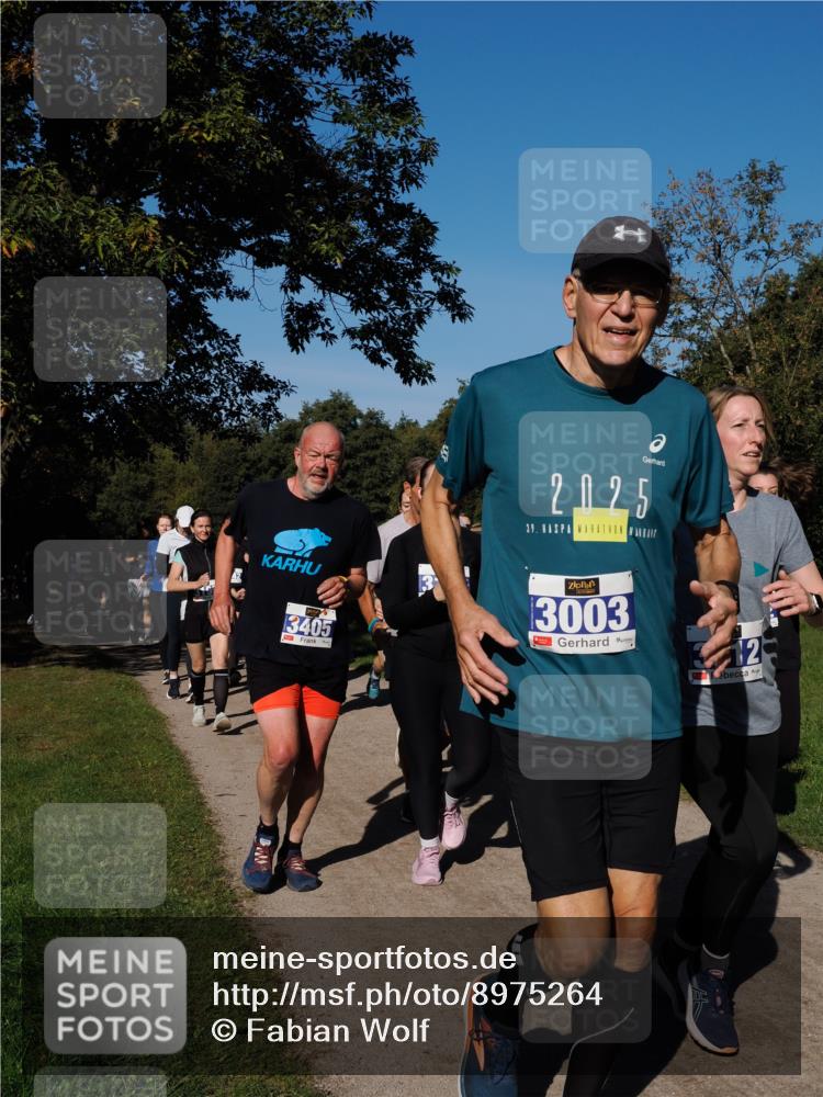 28.09.2025 - 33. Volkslauf durch das schöne Alstertal Fabian Wolf http://msf.ph/oto/8975264 28.09.2025 10:36:15 Laufen 2025, 39, 3405, 3003, 12 meine-sportfotos.de