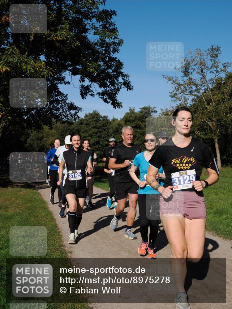 28.09.2025 - 33. Volkslauf durch das schöne Alstertal Fabian Wolf http://msf.ph/oto/8975278 28.09.2025 10:36:17 Laufen 3195, 0000, 3129 meine-sportfotos.de