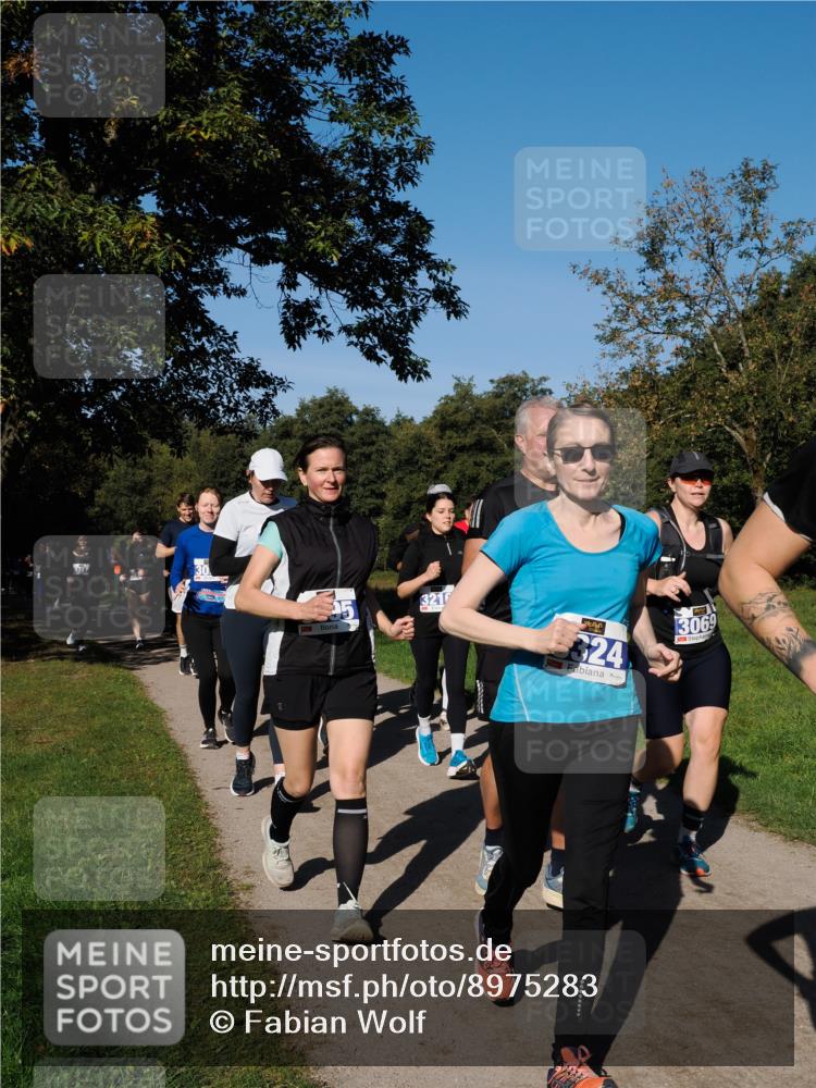 28.09.2025 - 33. Volkslauf durch das schöne Alstertal Fabian Wolf http://msf.ph/oto/8975283 28.09.2025 10:36:17 Laufen 5, 324, 3069 meine-sportfotos.de