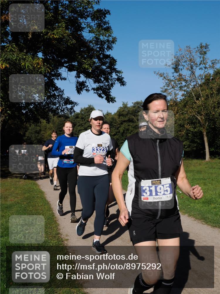 28.09.2025 - 33. Volkslauf durch das schöne Alstertal Fabian Wolf http://msf.ph/oto/8975292 28.09.2025 10:36:18 Laufen 09, 3323, 3195 meine-sportfotos.de