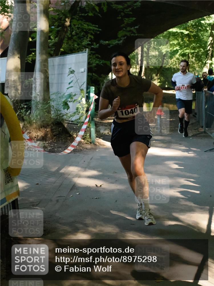28.09.2025 - 33. Volkslauf durch das schöne Alstertal Fabian Wolf http://msf.ph/oto/8975298 28.09.2025 12:18:57 Laufen 1040 meine-sportfotos.de