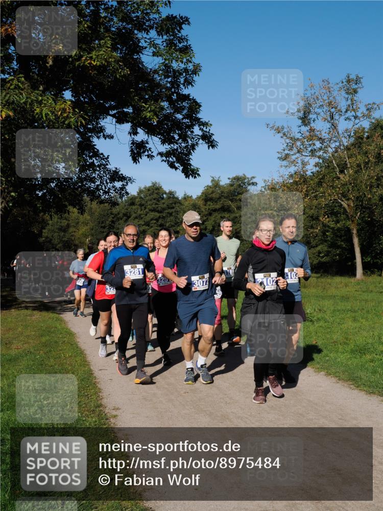 28.09.2025 - 33. Volkslauf durch das schöne Alstertal Fabian Wolf http://msf.ph/oto/8975484 28.09.2025 10:36:45 Laufen 32, 3281, 3072, 102, 3103 meine-sportfotos.de