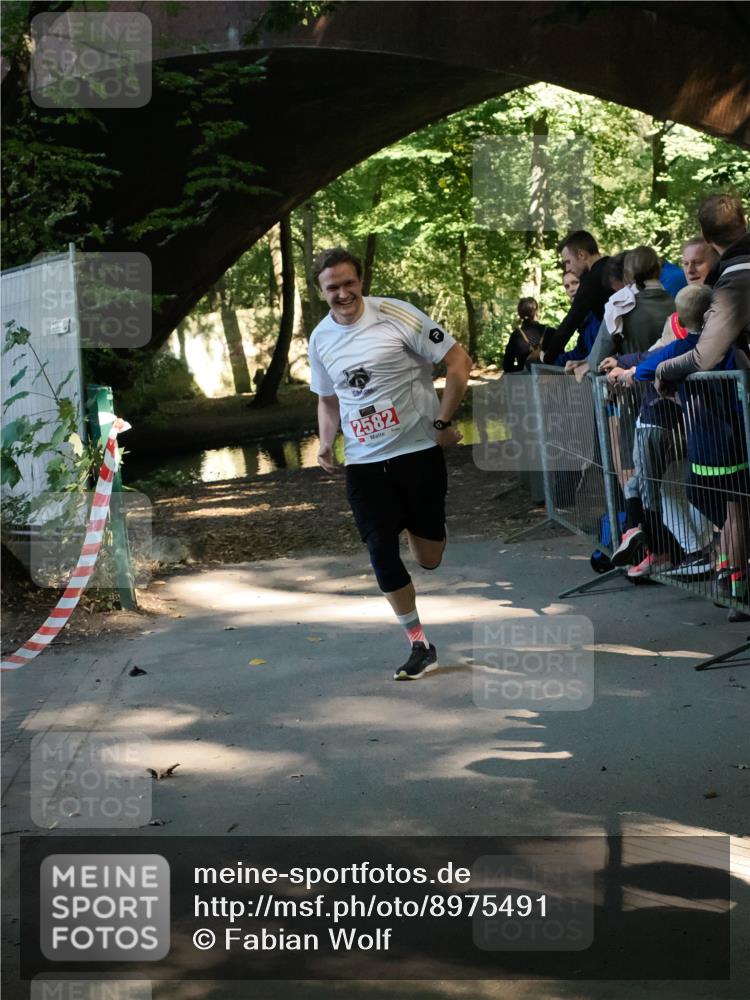 28.09.2025 - 33. Volkslauf durch das schöne Alstertal Fabian Wolf http://msf.ph/oto/8975491 28.09.2025 12:20:01 Laufen 2582 meine-sportfotos.de