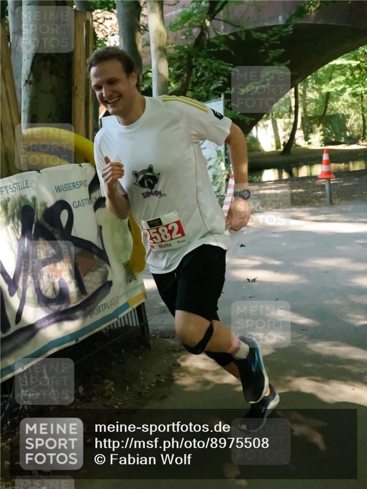 28.09.2025 - 33. Volkslauf durch das schöne Alstertal Fabian Wolf http://msf.ph/oto/8975508 28.09.2025 12:20:03 Laufen 582 meine-sportfotos.de