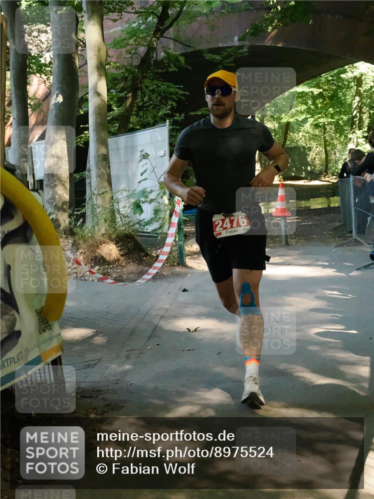 28.09.2025 - 33. Volkslauf durch das schöne Alstertal Fabian Wolf http://msf.ph/oto/8975524 28.09.2025 12:20:14 Laufen 2476 meine-sportfotos.de