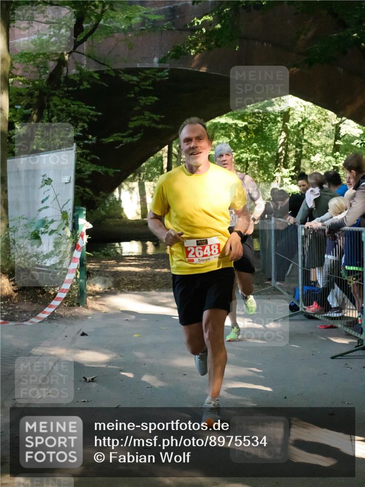 28.09.2025 - 33. Volkslauf durch das schöne Alstertal Fabian Wolf http://msf.ph/oto/8975534 28.09.2025 12:20:23 Laufen 2648 meine-sportfotos.de