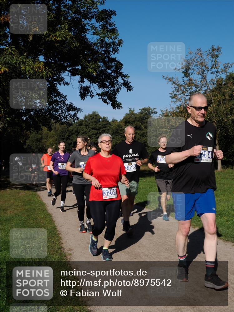 28.09.2025 - 33. Volkslauf durch das schöne Alstertal Fabian Wolf http://msf.ph/oto/8975542 28.09.2025 10:36:51 Laufen 3258, 3289, 3398, 310, 3284 meine-sportfotos.de
