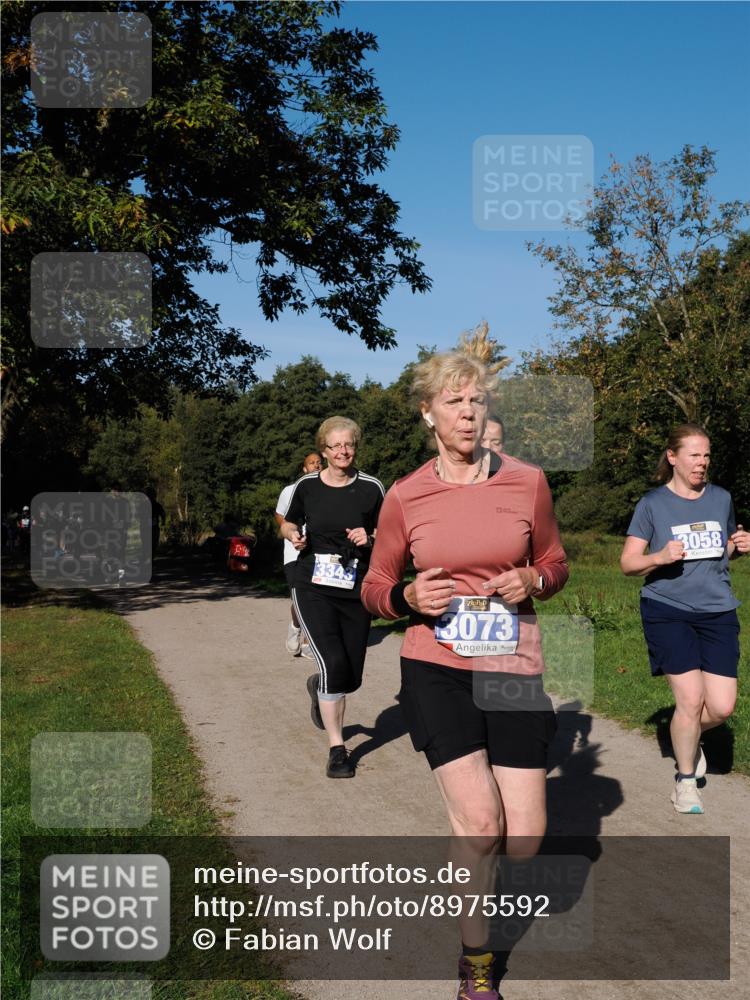 28.09.2025 - 33. Volkslauf durch das schöne Alstertal Fabian Wolf http://msf.ph/oto/8975592 28.09.2025 10:36:58 Laufen 3343, 3073, 3058 meine-sportfotos.de