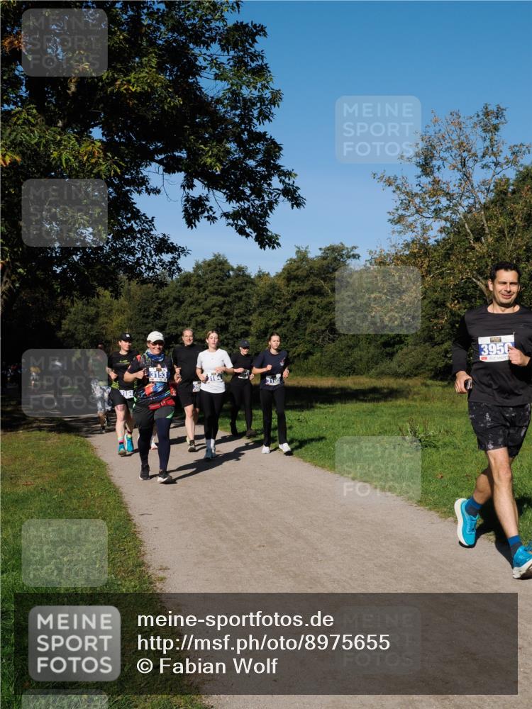 28.09.2025 - 33. Volkslauf durch das schöne Alstertal Fabian Wolf http://msf.ph/oto/8975655 28.09.2025 10:37:11 Laufen 3956 meine-sportfotos.de