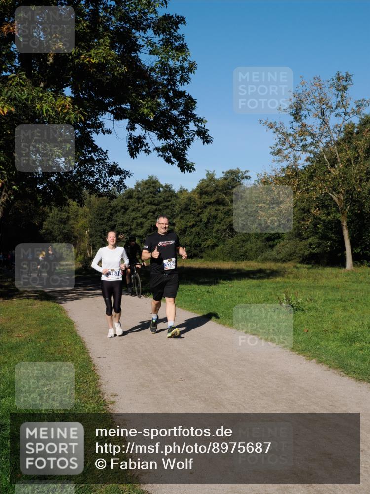 28.09.2025 - 33. Volkslauf durch das schöne Alstertal Fabian Wolf http://msf.ph/oto/8975687 28.09.2025 10:37:19 Laufen 267, 3268 meine-sportfotos.de