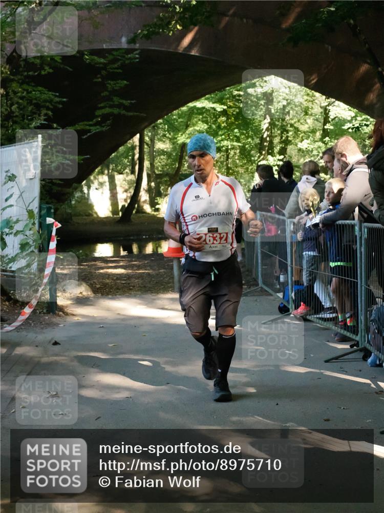 28.09.2025 - 33. Volkslauf durch das schöne Alstertal Fabian Wolf http://msf.ph/oto/8975710 28.09.2025 12:22:48 Laufen 2632 meine-sportfotos.de