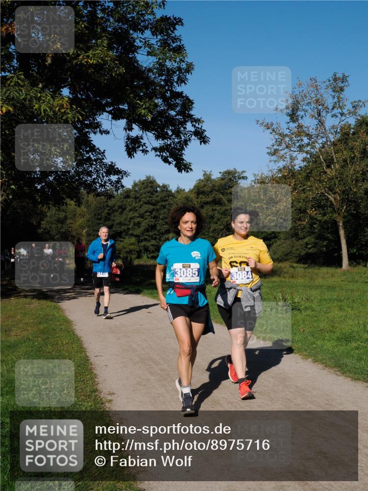 28.09.2025 - 33. Volkslauf durch das schöne Alstertal Fabian Wolf http://msf.ph/oto/8975716 28.09.2025 10:37:33 Laufen 3085, 3084 meine-sportfotos.de