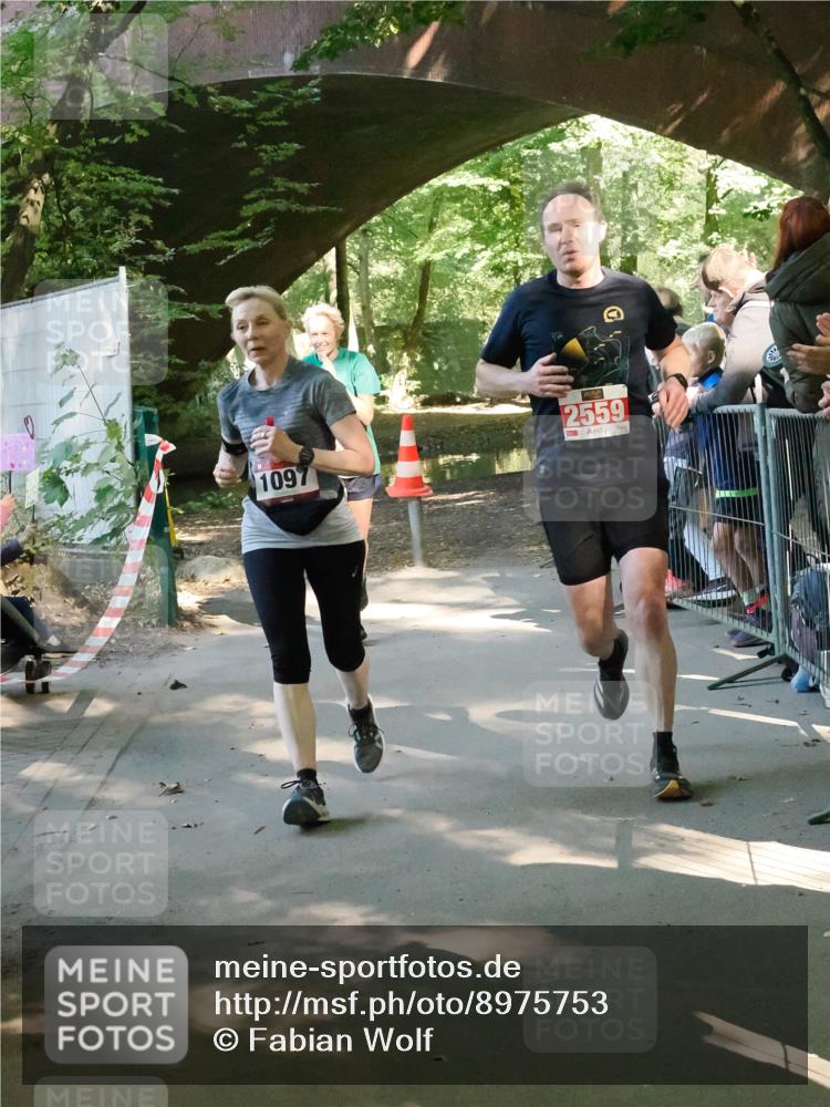 28.09.2025 - 33. Volkslauf durch das schöne Alstertal Fabian Wolf http://msf.ph/oto/8975753 28.09.2025 12:23:07 Laufen 1097, 2559 meine-sportfotos.de