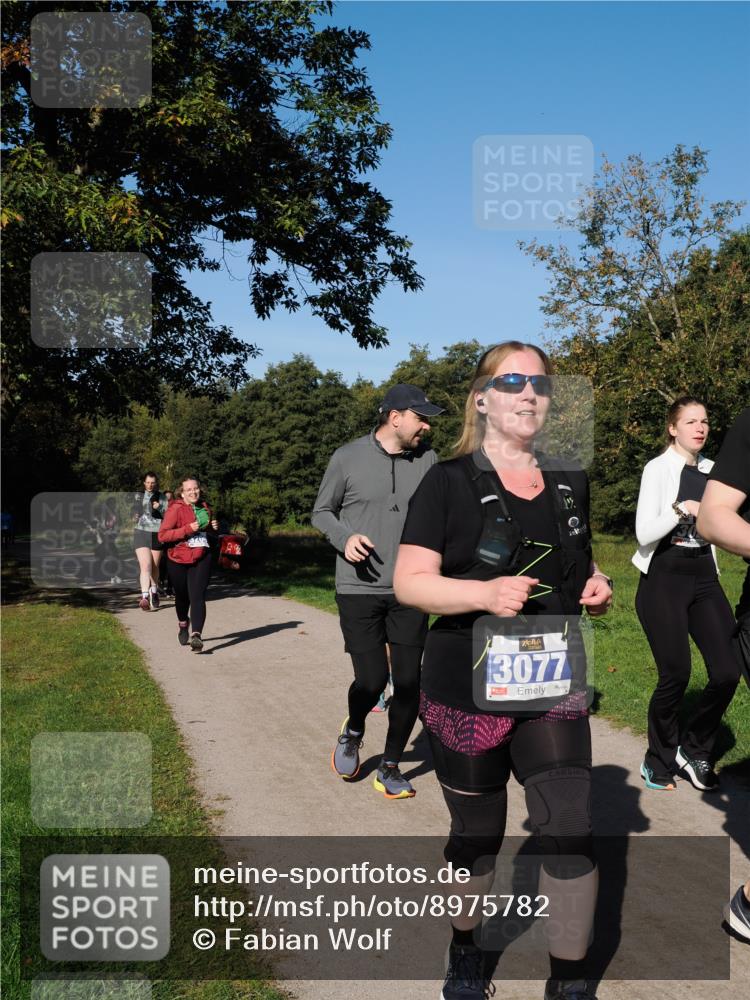28.09.2025 - 33. Volkslauf durch das schöne Alstertal Fabian Wolf http://msf.ph/oto/8975782 28.09.2025 10:37:49 Laufen 3077 meine-sportfotos.de