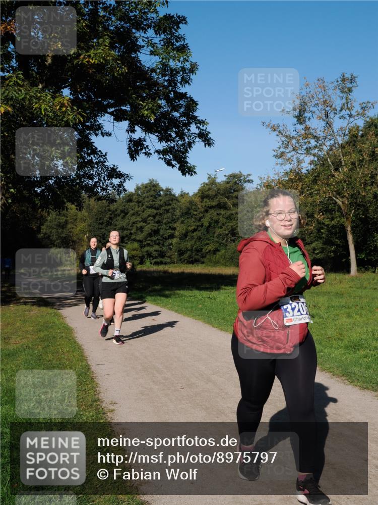 28.09.2025 - 33. Volkslauf durch das schöne Alstertal Fabian Wolf http://msf.ph/oto/8975797 28.09.2025 10:37:52 Laufen 320 meine-sportfotos.de