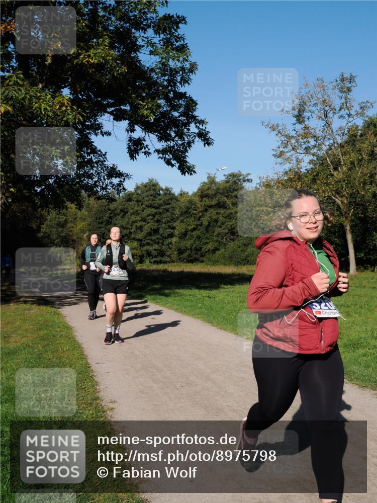 28.09.2025 - 33. Volkslauf durch das schöne Alstertal Fabian Wolf http://msf.ph/oto/8975798 28.09.2025 10:37:52 Laufen 321 meine-sportfotos.de