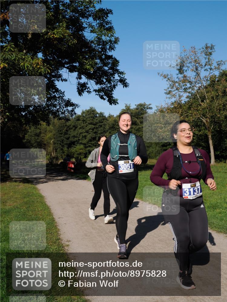28.09.2025 - 33. Volkslauf durch das schöne Alstertal Fabian Wolf http://msf.ph/oto/8975828 28.09.2025 10:37:56 Laufen 3051, 3137 meine-sportfotos.de
