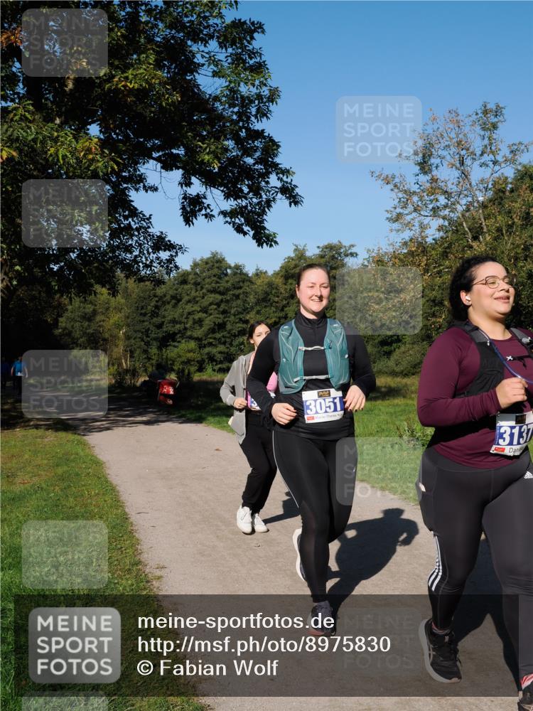 28.09.2025 - 33. Volkslauf durch das schöne Alstertal Fabian Wolf http://msf.ph/oto/8975830 28.09.2025 10:37:56 Laufen 3051, 3137 meine-sportfotos.de