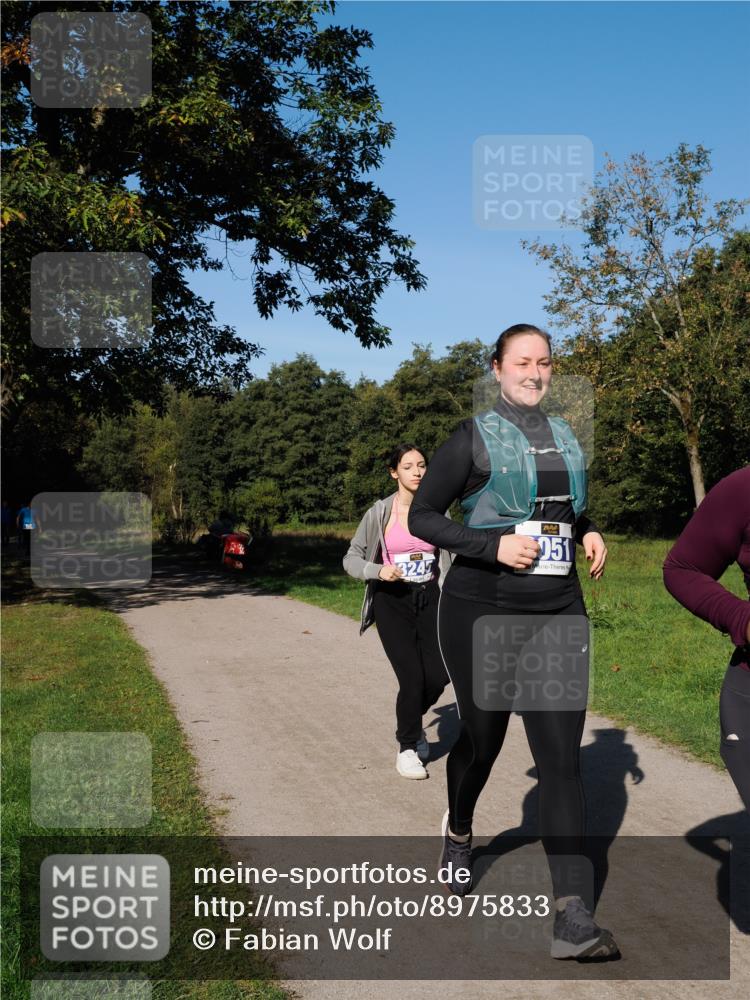 28.09.2025 - 33. Volkslauf durch das schöne Alstertal Fabian Wolf http://msf.ph/oto/8975833 28.09.2025 10:37:56 Laufen 3245, 051 meine-sportfotos.de