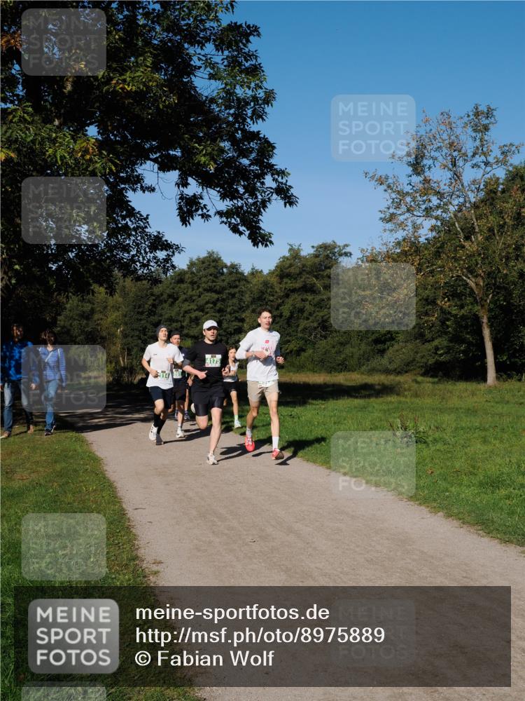 28.09.2025 - 33. Volkslauf durch das schöne Alstertal Fabian Wolf http://msf.ph/oto/8975889 28.09.2025 10:38:20 Laufen 4175 meine-sportfotos.de