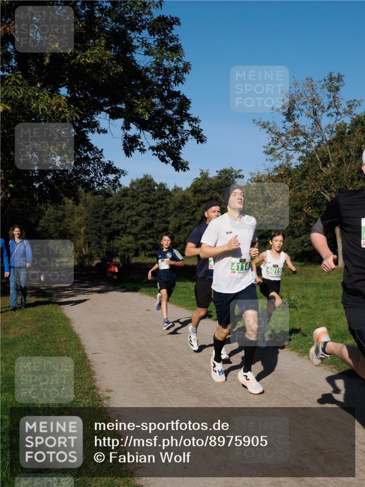 28.09.2025 - 33. Volkslauf durch das schöne Alstertal Fabian Wolf http://msf.ph/oto/8975905 28.09.2025 10:38:22 Laufen 4114, 4019 meine-sportfotos.de