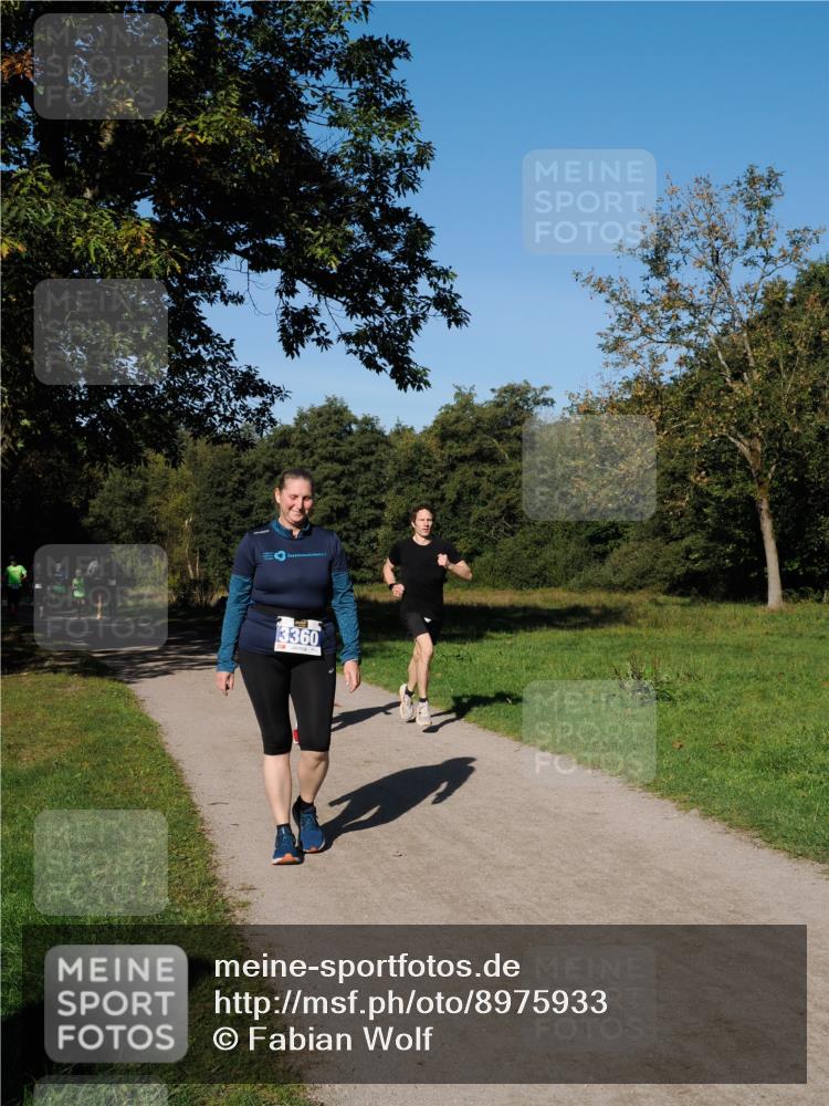 28.09.2025 - 33. Volkslauf durch das schöne Alstertal Fabian Wolf http://msf.ph/oto/8975933 28.09.2025 10:38:31 Laufen 3360 meine-sportfotos.de