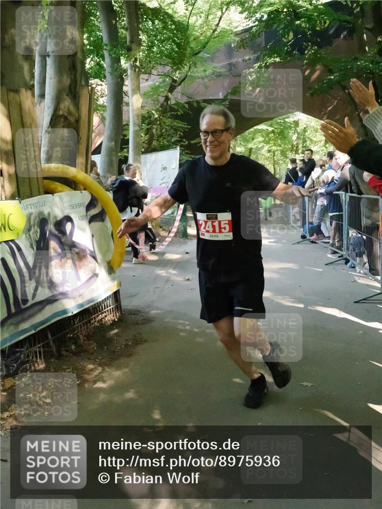 28.09.2025 - 33. Volkslauf durch das schöne Alstertal Fabian Wolf http://msf.ph/oto/8975936 28.09.2025 12:24:17 Laufen 2415 meine-sportfotos.de