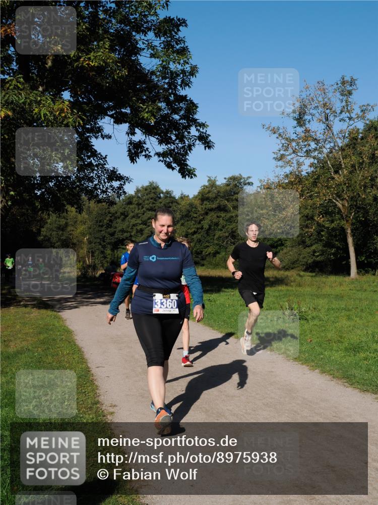 28.09.2025 - 33. Volkslauf durch das schöne Alstertal Fabian Wolf http://msf.ph/oto/8975938 28.09.2025 10:38:32 Laufen 3360 meine-sportfotos.de