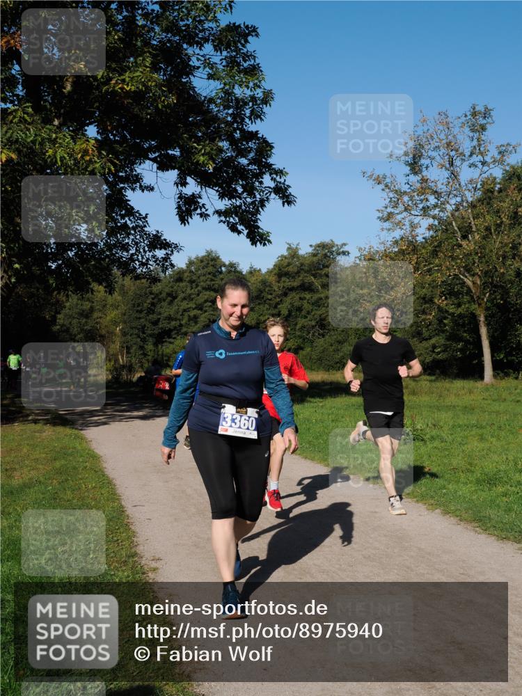 28.09.2025 - 33. Volkslauf durch das schöne Alstertal Fabian Wolf http://msf.ph/oto/8975940 28.09.2025 10:38:32 Laufen 13360 meine-sportfotos.de